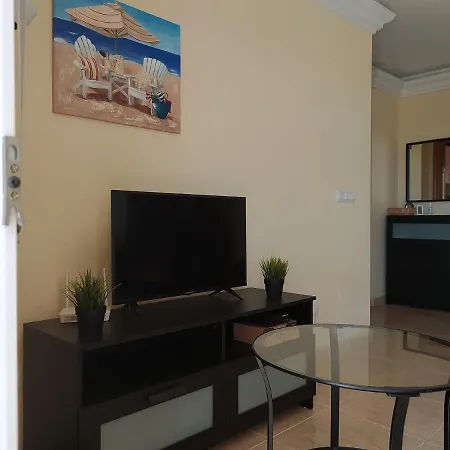 Casa De Fabian + Wifi Near Beach/port