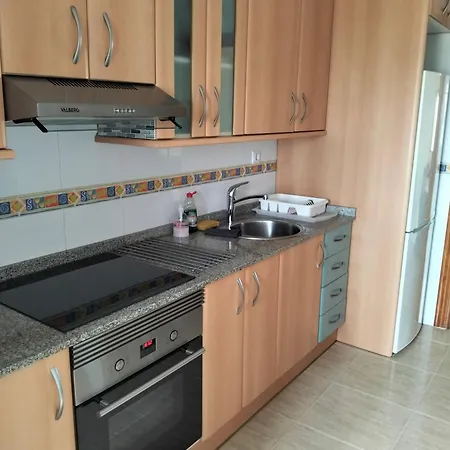 Casa De Fabian + Wifi Near Beach/port